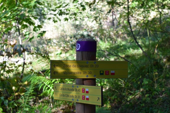 Panneaux parc national des Ecrins, Alpes, Hexatrek